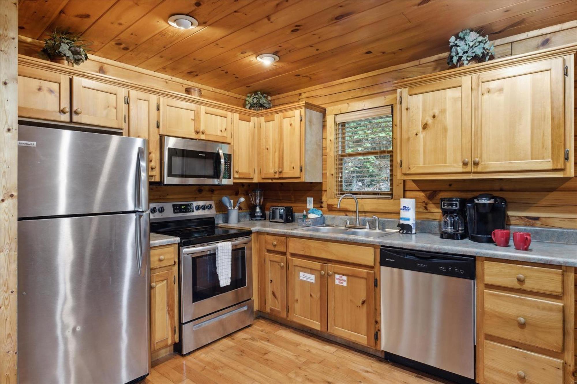 Views, Game Room And Hot Tub Bearway To Heaven Sevierville Exterior foto